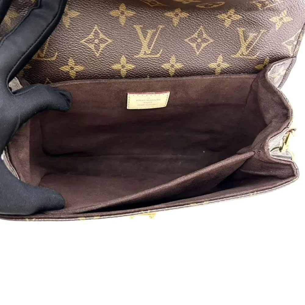 Louis Vuitton Women Pre-Loved Bag Very Good Condition